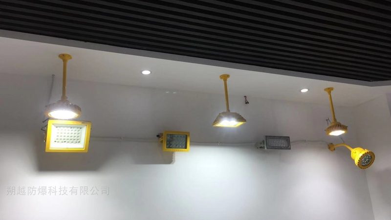 LED灯具厂家批发价格一米：揭秘影响价格的关键因素**